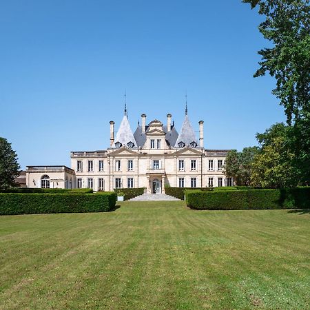 Chateau De Lussac Lussac  Екстер'єр фото