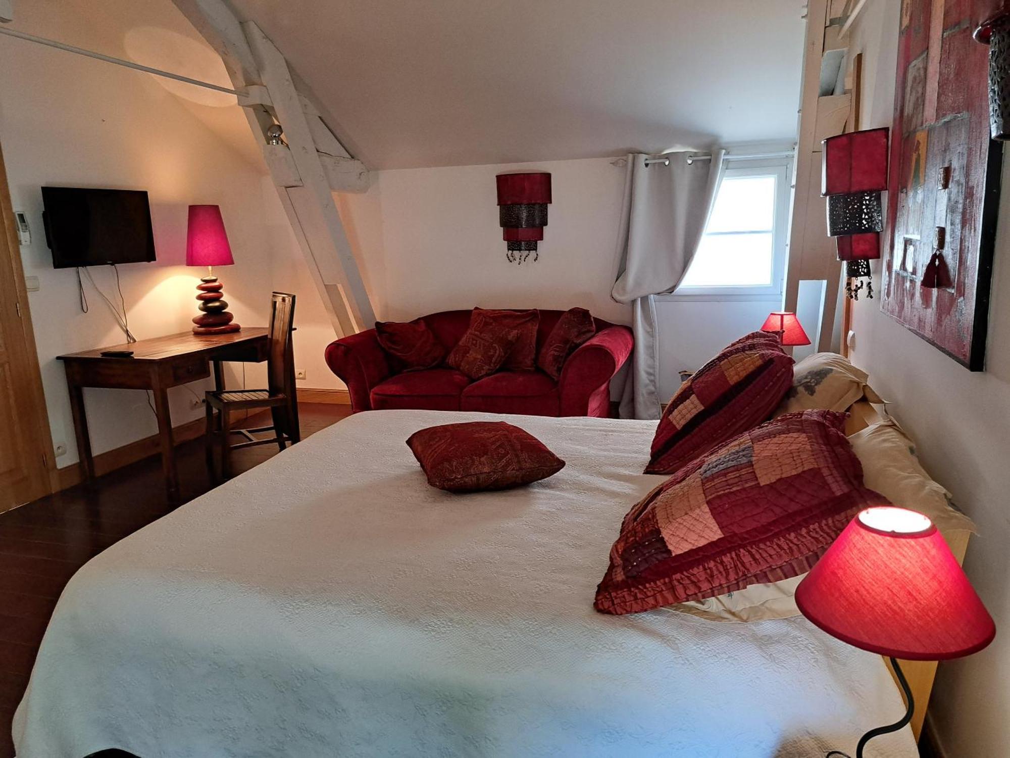 Chateau De Lussac Lussac  Номер фото